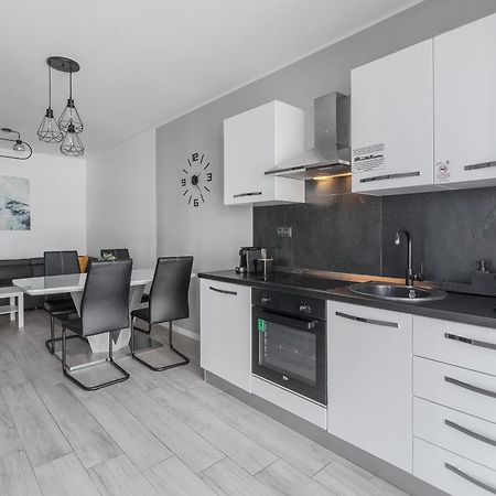 Apartament Ceyrat Flat Oradea Zewnętrze zdjęcie