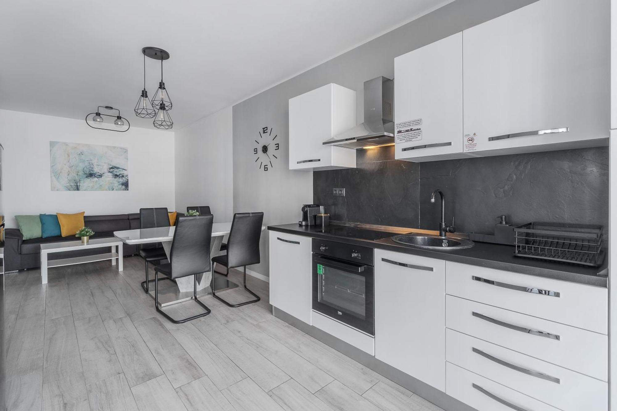 Apartament Ceyrat Flat Oradea Zewnętrze zdjęcie